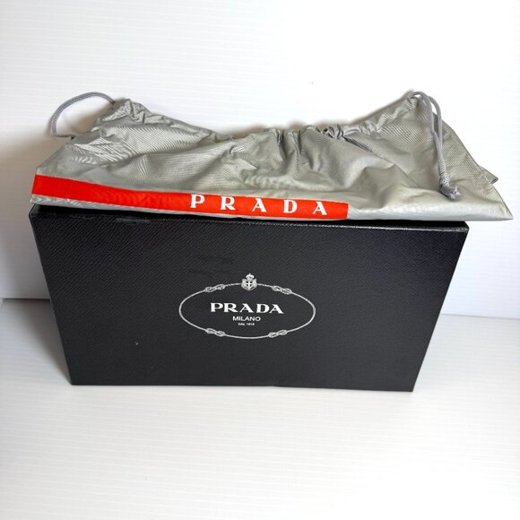 Prada Calzature Red Leather Loafers size 37/ 6.5 or 7 - Picture 5 of 15